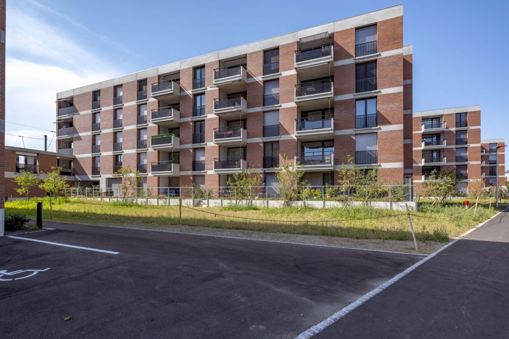 2.5 Zimmerwohnung an zentraler Lage zu vermieten - Aussenansicht