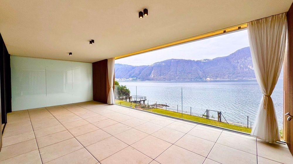 DIRECTLY ON THE LAKE - LUXURIOUS APARTMENTS WITH PRIVATE BEACH - Bild 3
