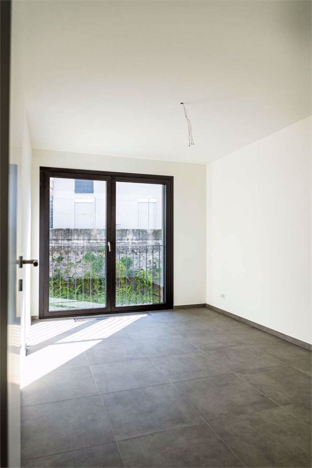 Neue 3.5-Zimmer-Wohnung in Gordola mit Garten - Bild 6