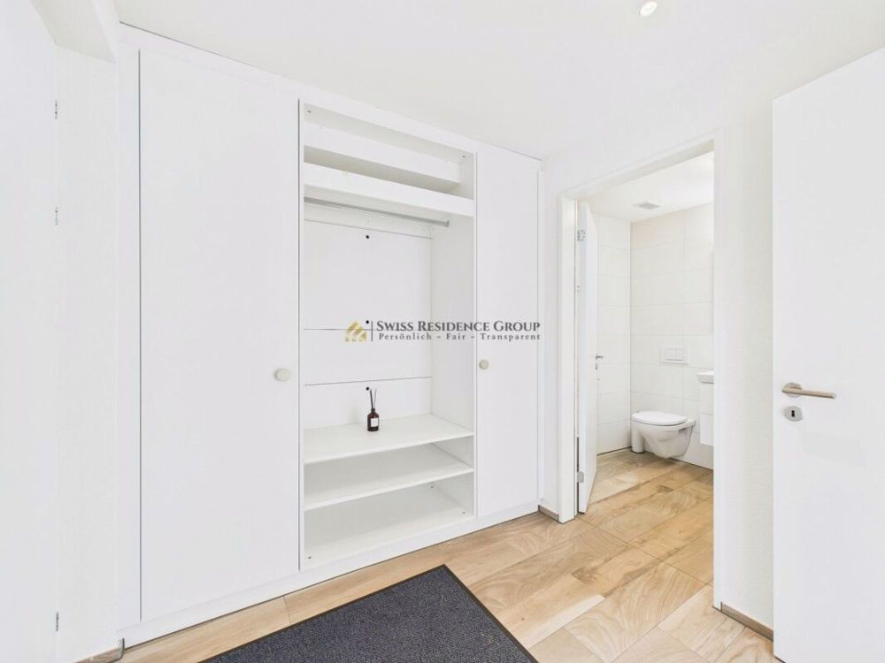 Seltene Gelegenheit – Exklusives Wohnen mit traumhafter Aussicht im Boathouse! - Bild 2