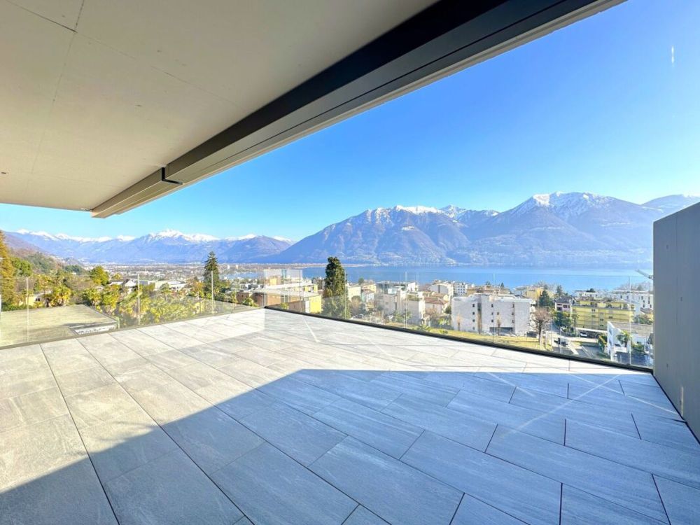 Luxuswohnung mit atemberaubendem Panoramablick auf den Lago Maggiore (Haupt- oder Zweitwohnsitz) - Bild 1