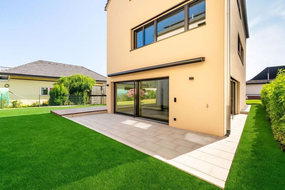 Ihr Platz an der Morgensonne - grosszügiges Einfamilienhaus in Bätershausen - Bild 1