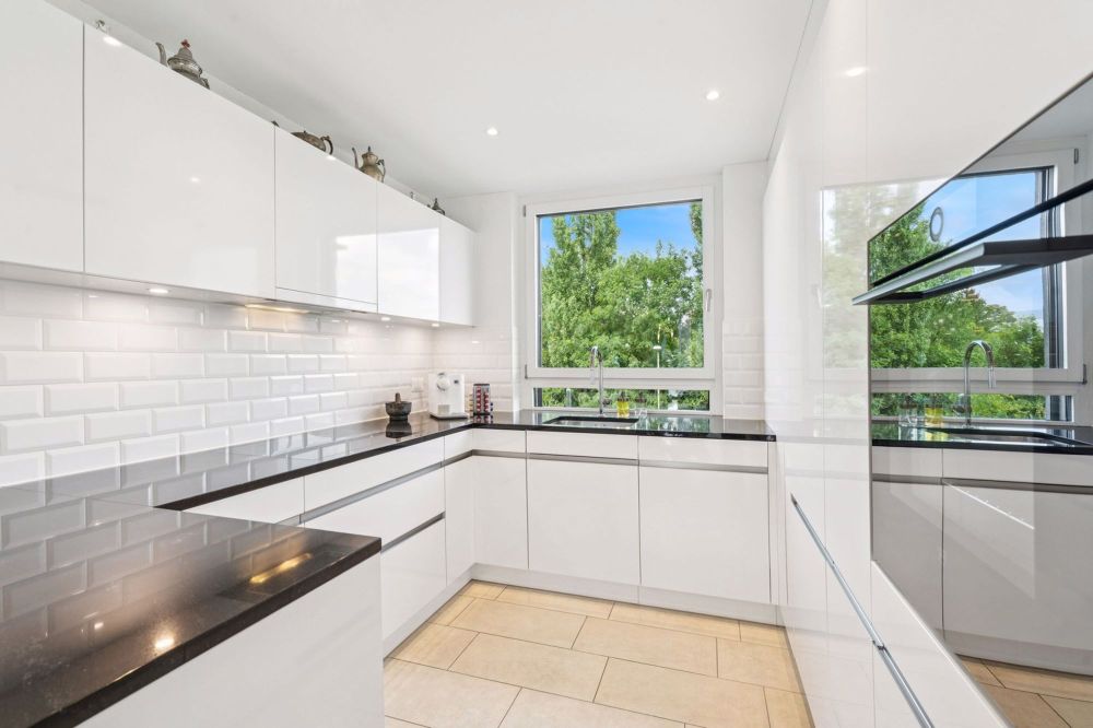 Modernes 7,5 Zimmer Reihenmittelhaus an toller Lage - Bild 3