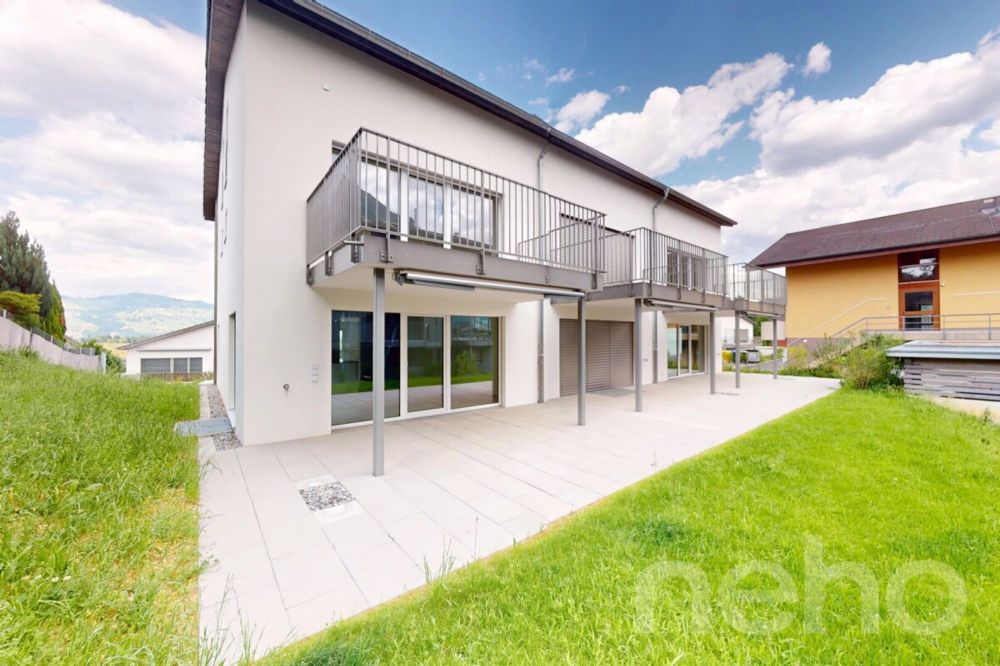Exklusives 6.5-Zimmer Reiheneckhaus an erhöhter Lage - Bild 3
