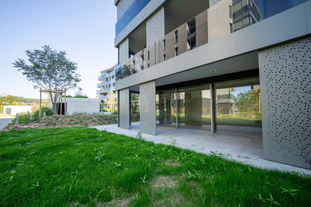 Großes 2.5-Zimmer-Appartement mit Südwest-Ausrichtung und Blick auf Billens - Bild 9
