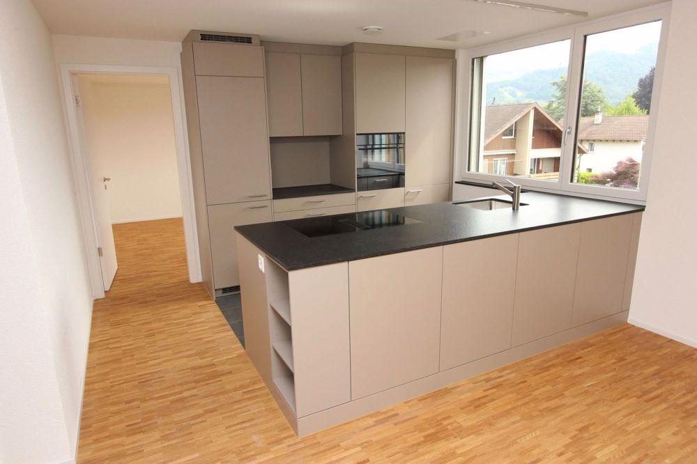 *Erstvermietung* von insgesamt drei exklusiven 4.5-Zimmer-Wohnungen in Nähe des Thunersees! - Bild 2