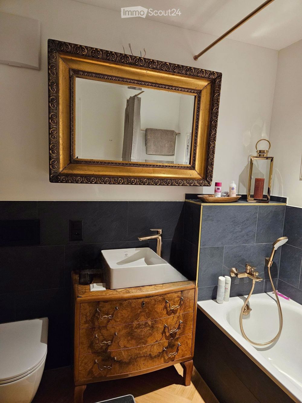 Aussergewöhnliche 3.5 Zimmerwohnung - Bild 4