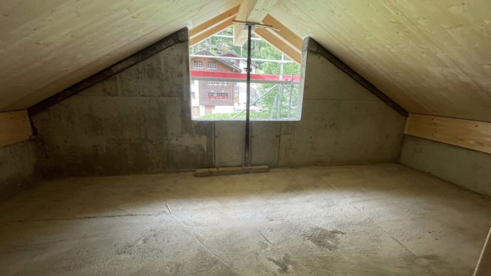 Snowfall Zen Lauinen Saas-Grund Neubau 2025 mit dem E-Skibus ohne Umsteigen zum Alpinexpress. Sichern Sie sich die letzte 4.5 Attikawohnung mit freier Sicht auf die Mischabelgruppe. Reserviert. - Schlafzimmer Ost