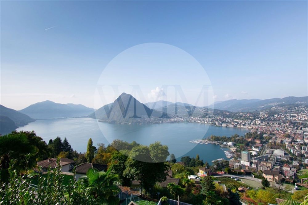 LUXURIÖSE VILLA MIT HERRLICHEM SEEBLICK - Bild 2