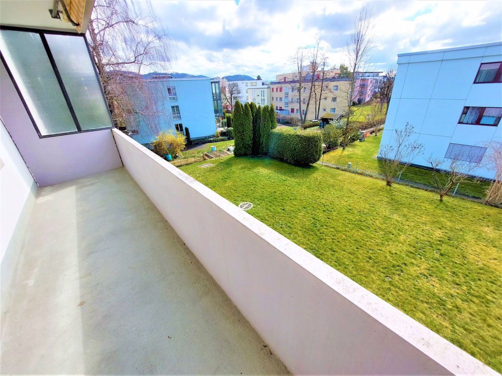 frisch sanierte 4-Zimmer-Wohnung mit sonnigem Südbalkon - Bild 8