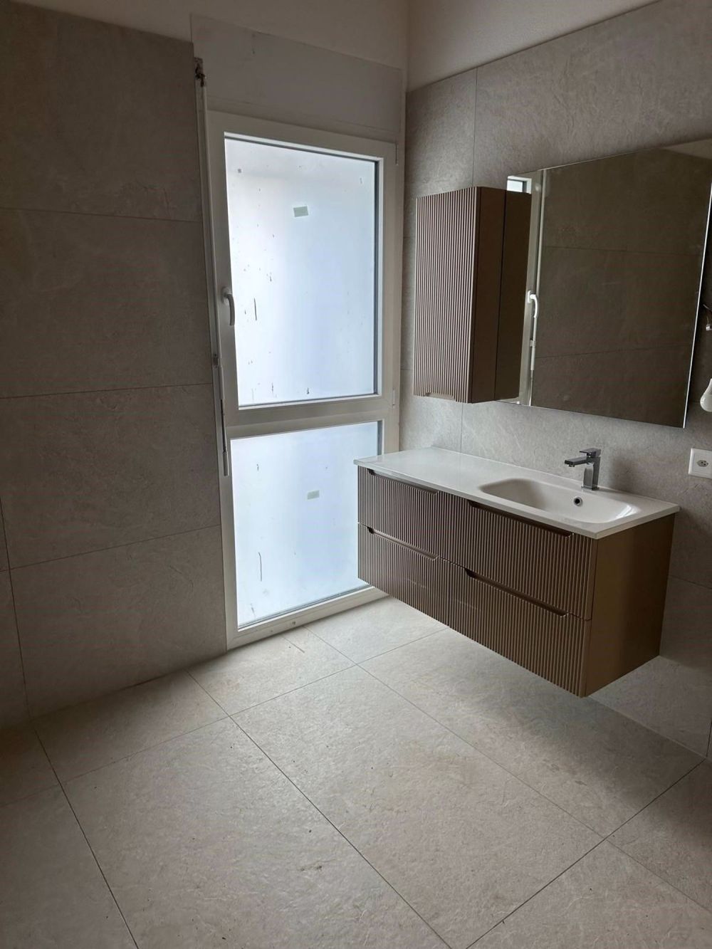 Moderne Einfamilienhaus in Cresciano - Image 8