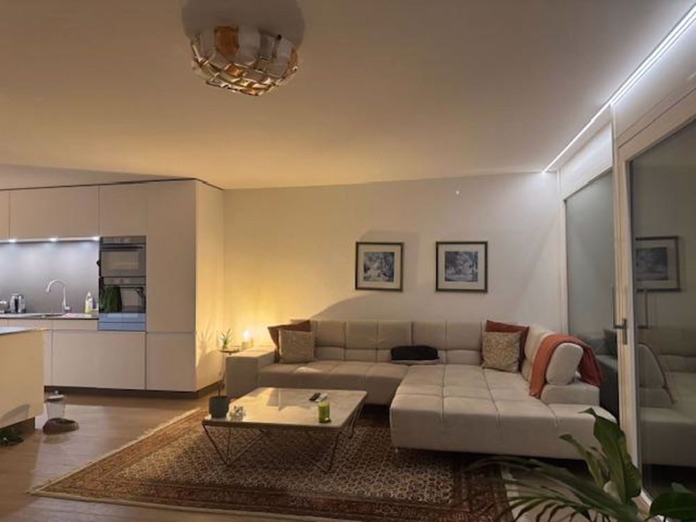 Sehr schönes Reihenhaus zur Miete in einem Wohngebiet - Bild 1