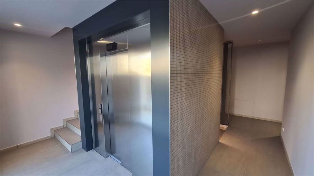 CHIASSO: NUOVO ELEGANTE 2.5 LOC CON AMPIO GIARDINO - Bild 7