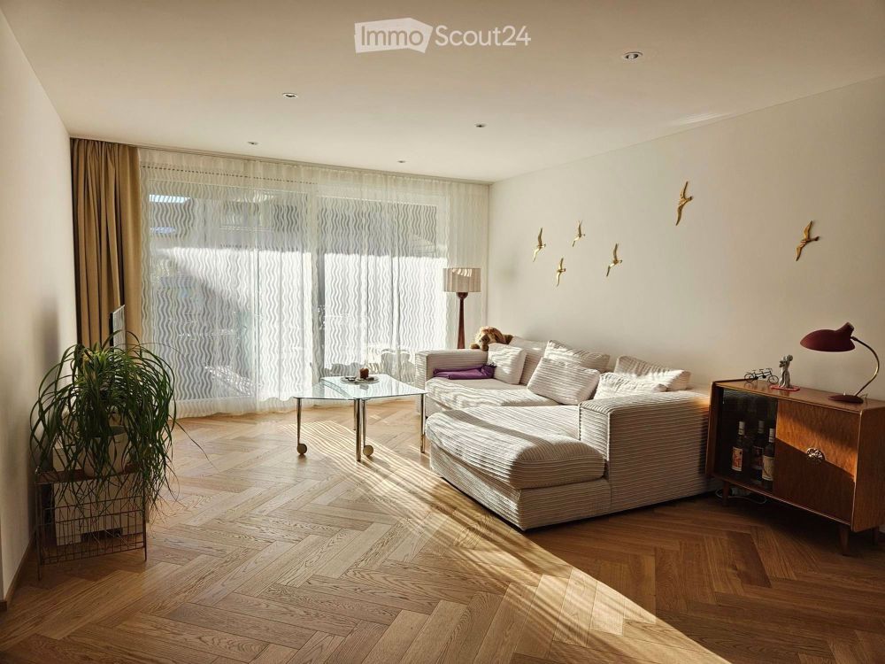Aussergewöhnliche 3.5 Zimmerwohnung - Bild 3