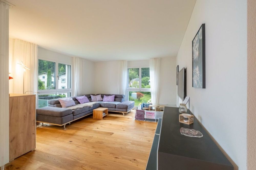 Neuwertige 4.5 Zimmerwohnung mit Wohlfühlcharakter - Bild 7