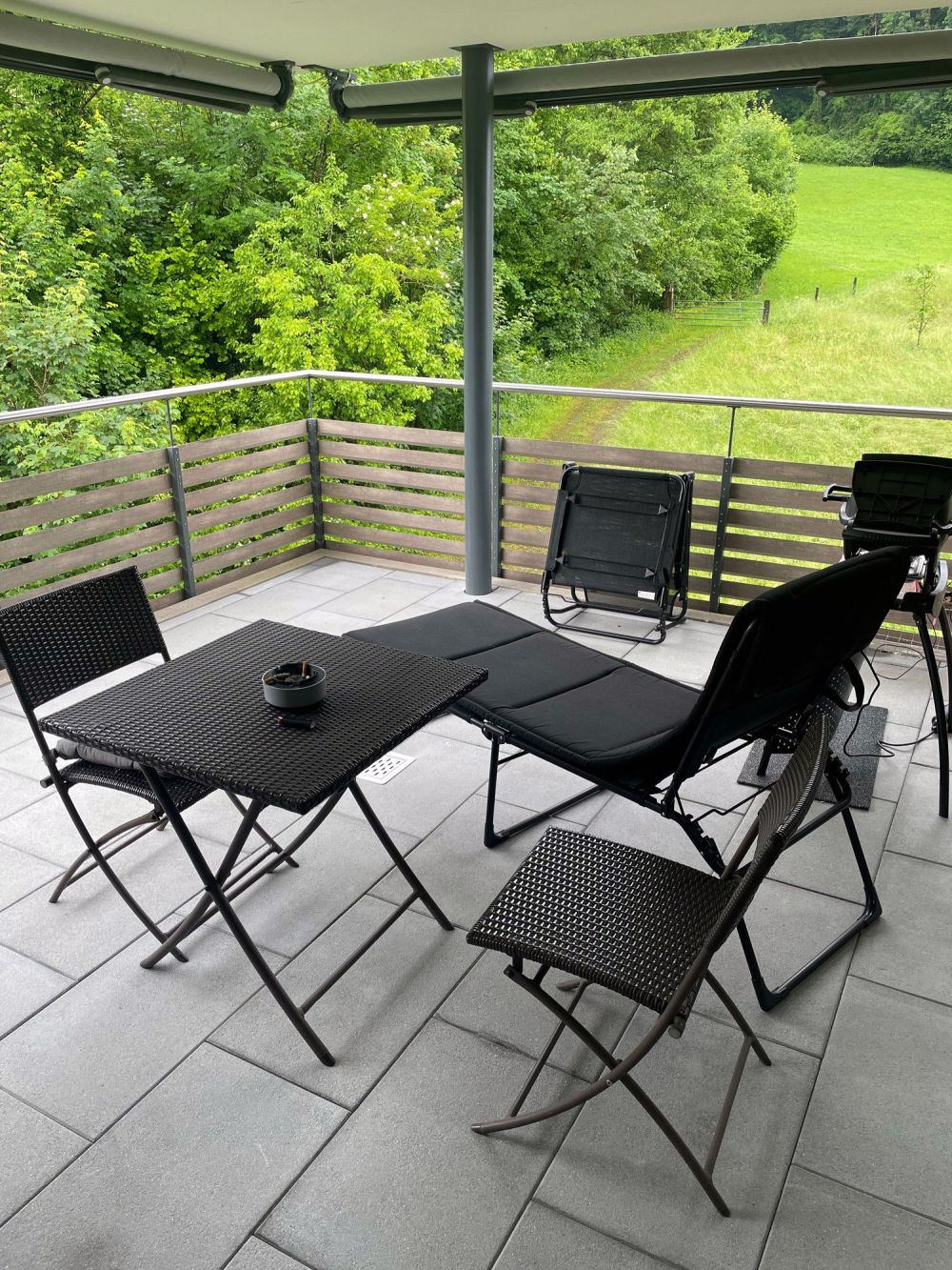 Grosse, helle 3.5-Zimmer-Wohnung an beliebter, naturnaher Lage mit 2 Balkone - Bild 10