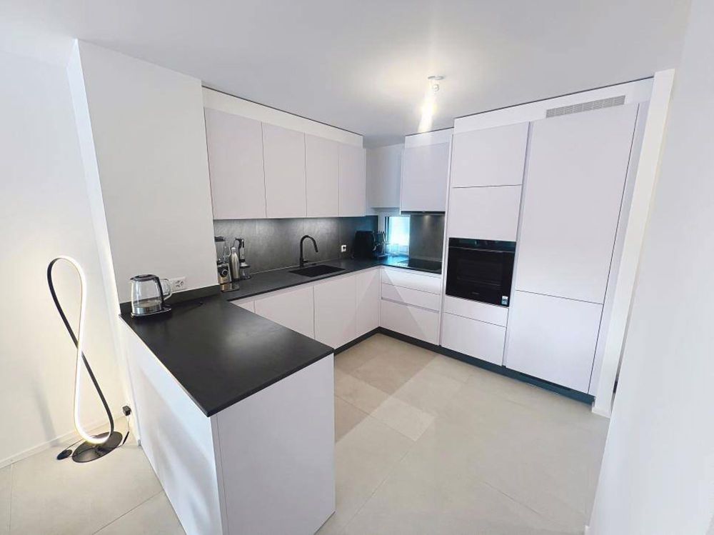 SEHR SELTEN! Schöne moderne 5.5-Zimmer-Villa! - Bild 2