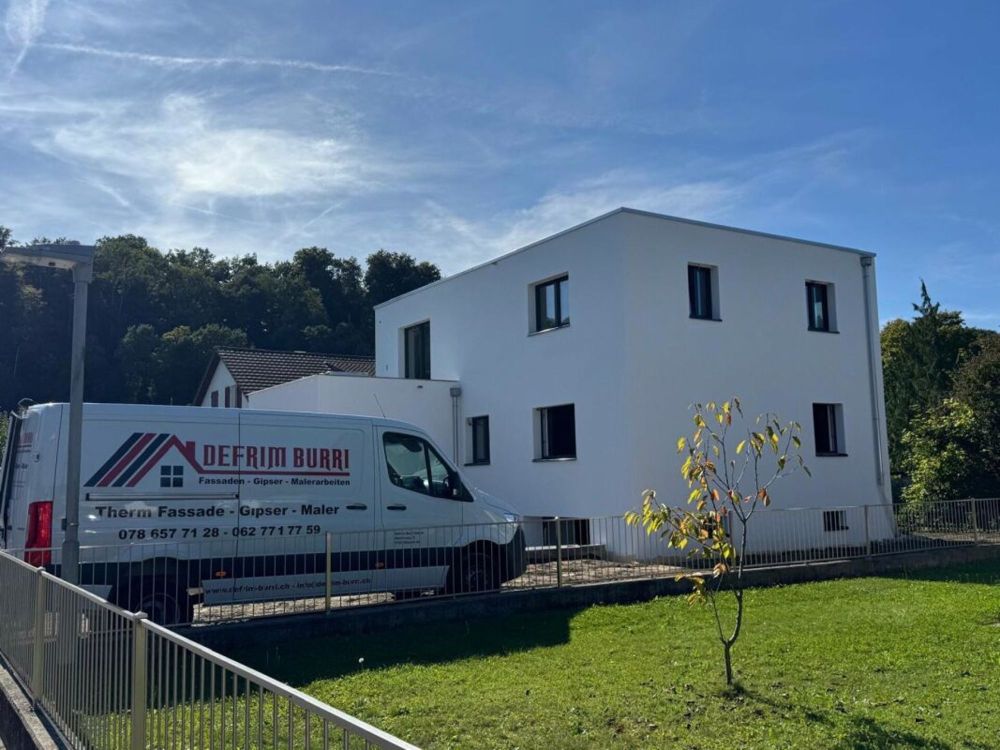 Modernisiertes 5.5-Zimmer Einfamilienhaus in Zentrumsnähe - Ostfassade