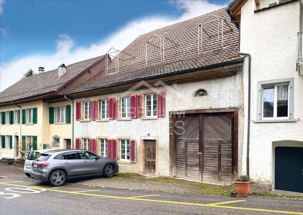 Geschmackvolles Mehrfamilienhaus mit 3 Wohneinheiten - BEWILLIGT! - Bild 1