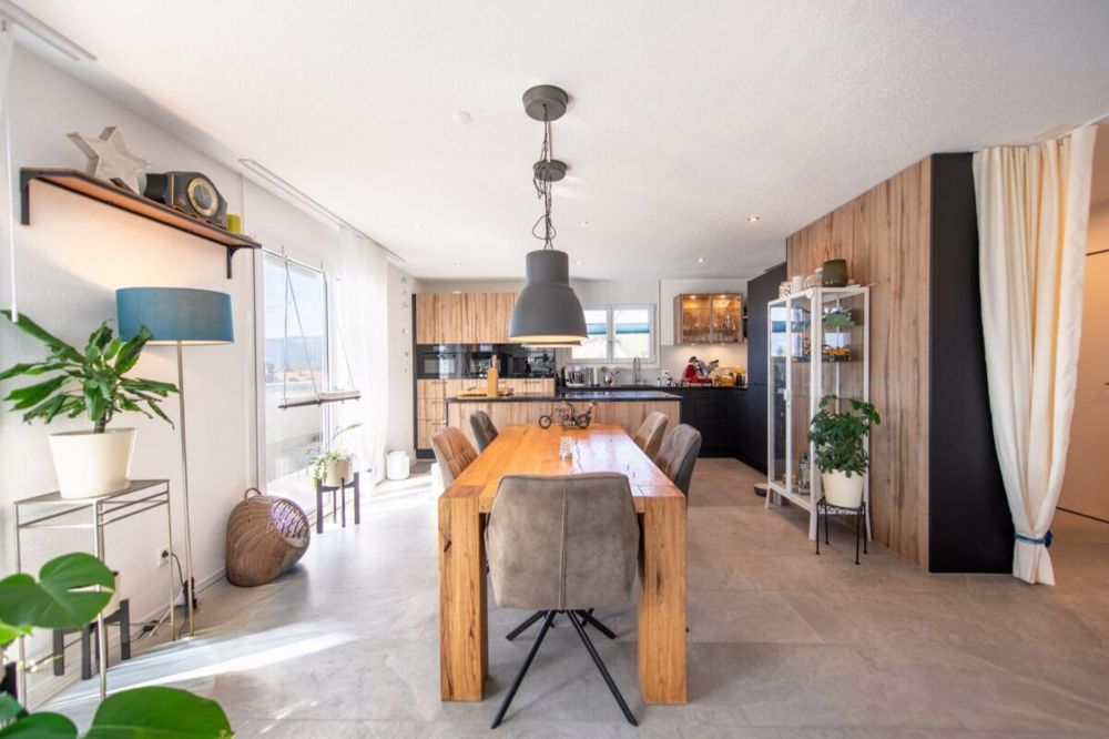 Licht, Raum, Weitblick - moderne 4.5-Zimmer-Attikawohnung mit Jurablick - Bild 3