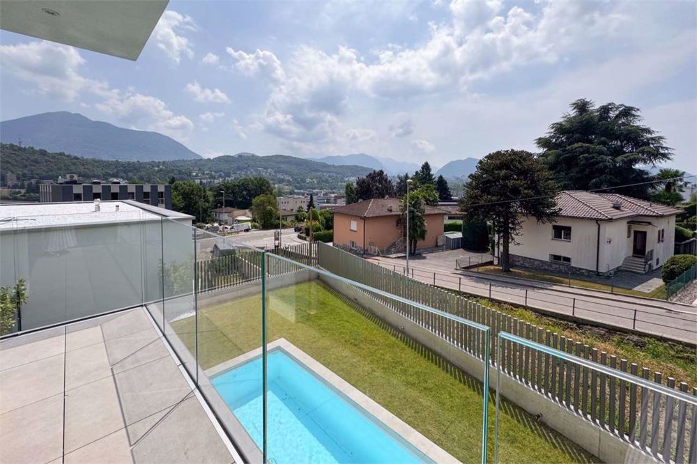 Villa Moderna con Piscina e Giardino a Gravesano - Bild 9