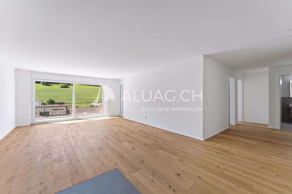 3.5 ZIMMER - SONNIG UND ÜBER DEM NEBEL - Wie möblieren Sie ihren wunderbaren Wohnbereich?