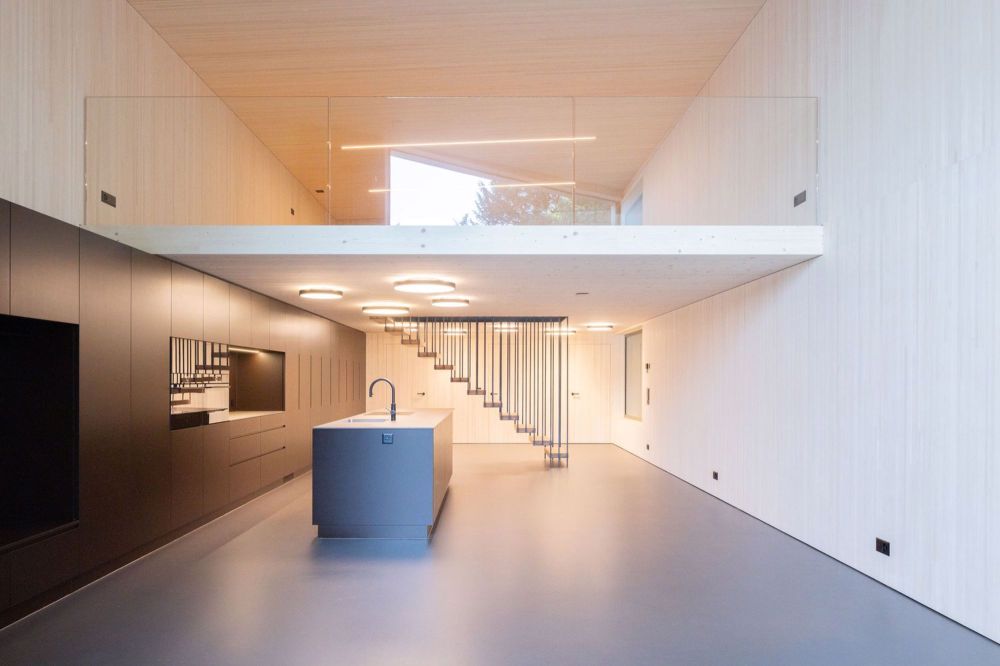 Atelierwohnung im Loft-Stil an der Seepromenade in Brunnen, SZ - Bild 3