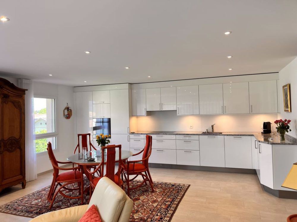 Bel appartement 3,5 pces au calme, avec vue imprenable sur les vignes et les montagnes - Bild 5
