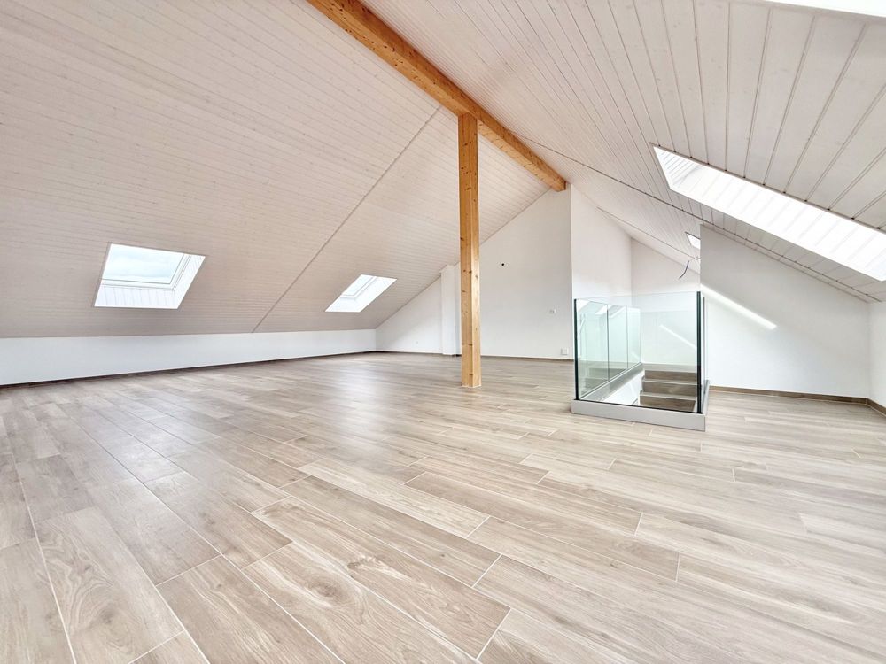 Attique de 170 m² sous toit cathédrale avec galerie spectaculaire! - galerie