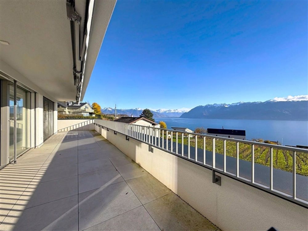 Spektakuläre Aussicht auf den See! - Bild 8