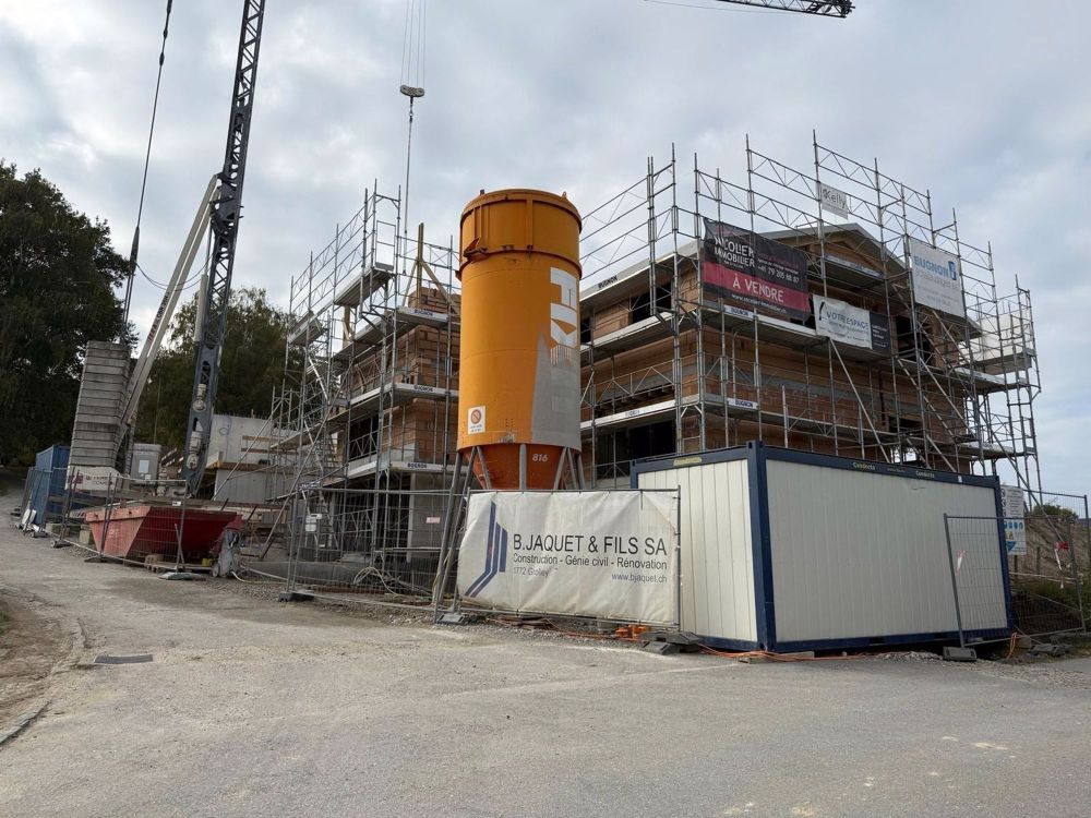 Einzigartige Villa in Vesin (FR) verfügbar - Bild 1