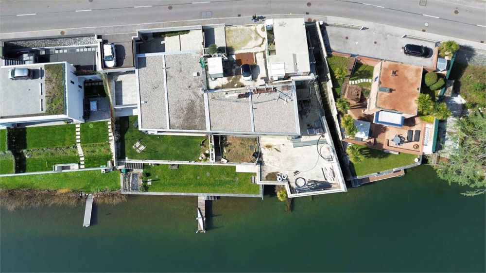 Magnifica villa moderna direttamente a lago - Bild 9