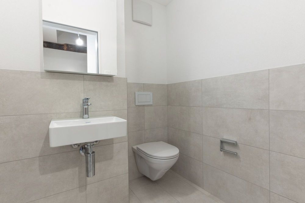 Erstvermietung 5.5 Zimmer Maisonette in Pfeffingen - Bild 2