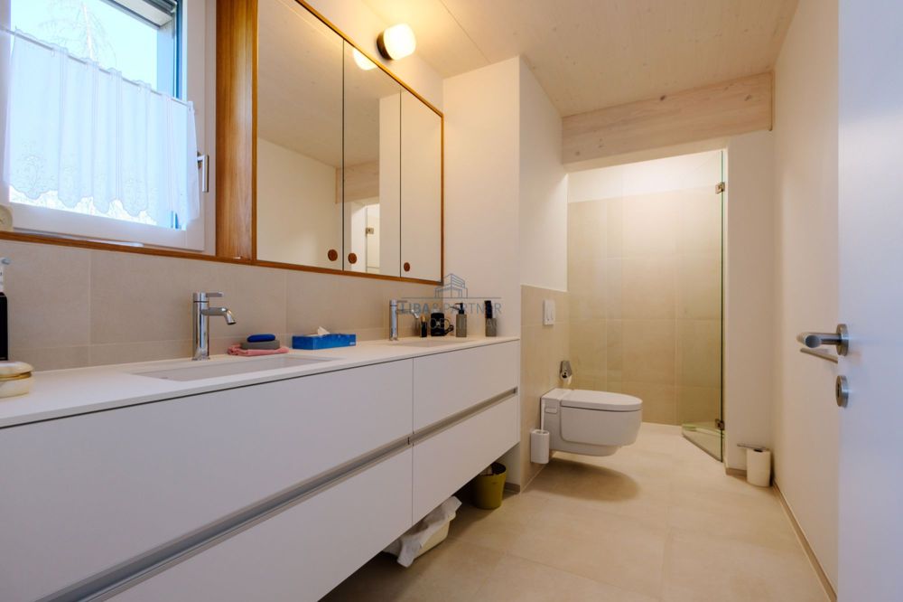 Exklusive 5.5-Z'Attika-Maisonette Wohnung im Herzen von Rheinfelden - Nasszelle 3. Obergeschoss / Wet room 3rd floor