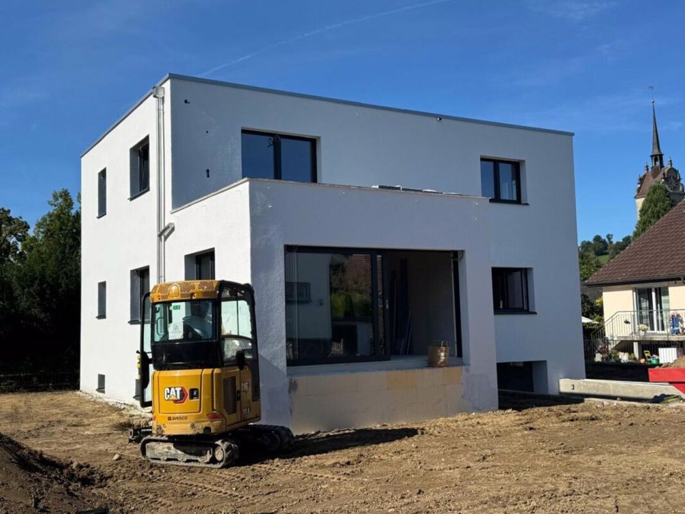 Modernisiertes 5.5-Zimmer Einfamilienhaus in Zentrumsnähe - Frontansicht