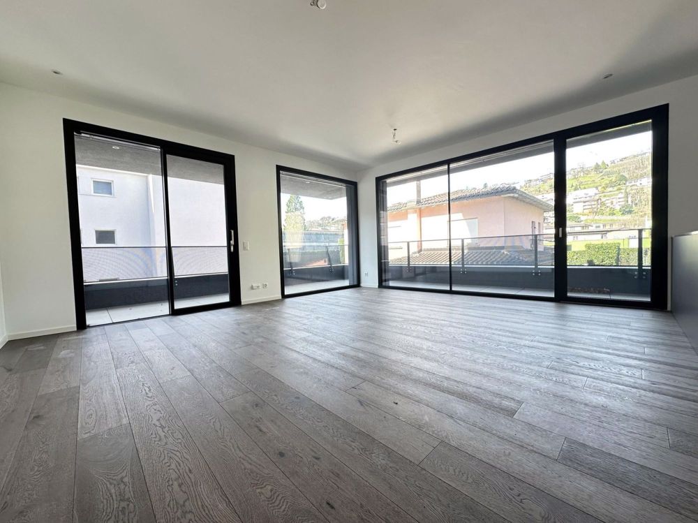 STUPENDES UND MODERNES 2.5-ZIMMER-WOHNUNG MIT GROßER TERRASSE IN CANOBBIO - Bild 2