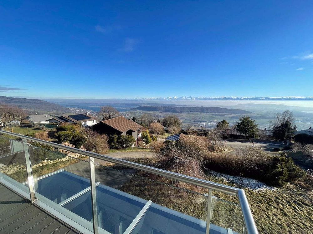 2073 Enges/NE Spacieuse et magnifique villa avec vue et garage double - Bild 4
