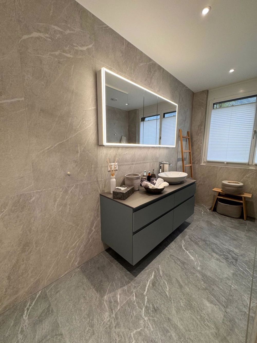 WOHNEN IM SONNENPARADIES VON SENNWALD EIN HAUCH VOM TICINO - Bild 13