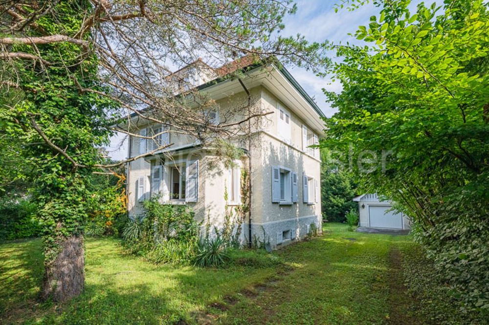 Gepflegtes 6.5-Zi-EFH (mit zusätzlichem Ausbaupotenzial im DG) und ca. 380 qm Baulandreserve - Bild 3
