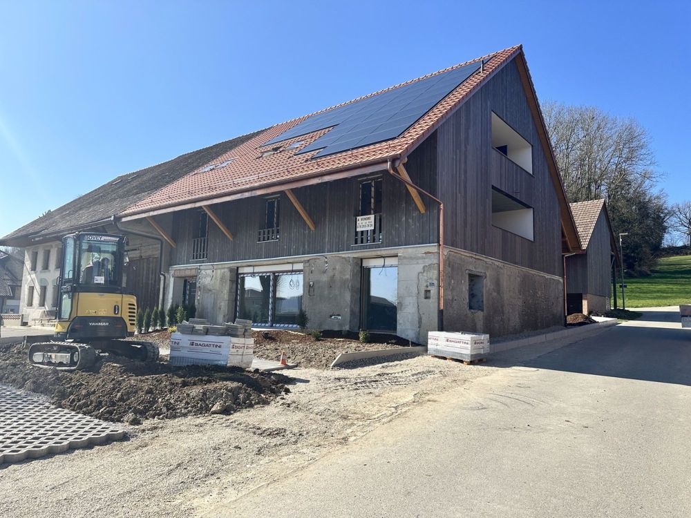 EXKLUSIV! Neue Wohnungen mit hohem Standard zu attraktiven Preisen / Morens / FR - Coté SUD-EST / loggia espace encastré
