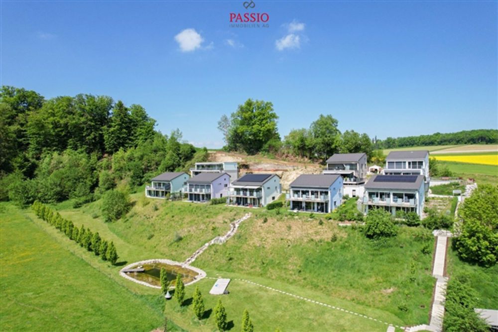Wohnen mit Weitblick – Neubau-Einfamilienhaus mit Schwimmteichanteil - Bild 12