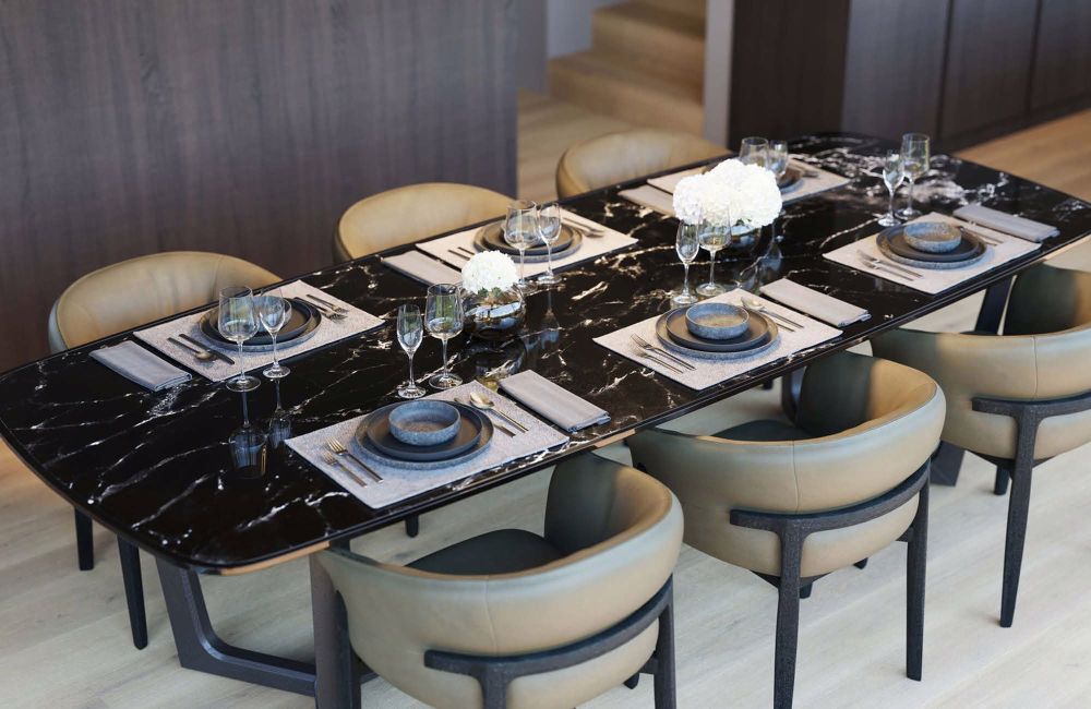 Luxuriöse Villa mit Pool, Seesicht und modernster Ausstattung im Seetal - Bild 8