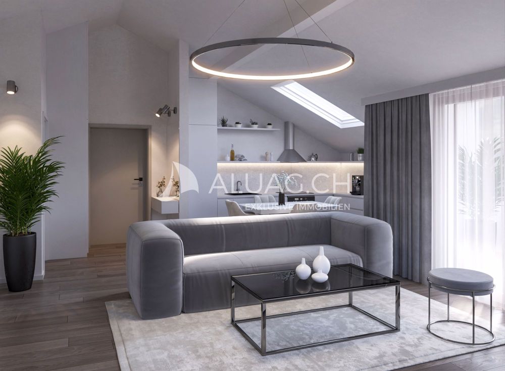 5.5 ZIMMER DACHWOHNUNG - Ein funktionaler und heller Raum, der sich zu einer modernen Küche und einer sonnigen Loggia öffnet