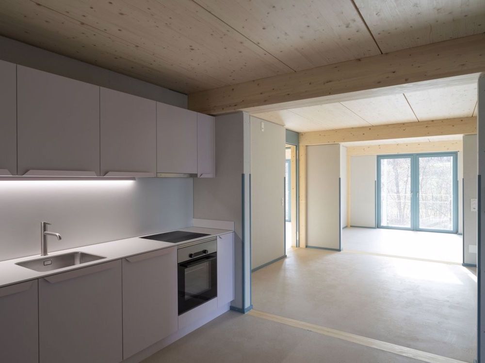 Erstvermietung ab 01.07.2025 / Wohnen im Neubau in Zürich Altstetten - 05_Kueche.jpg