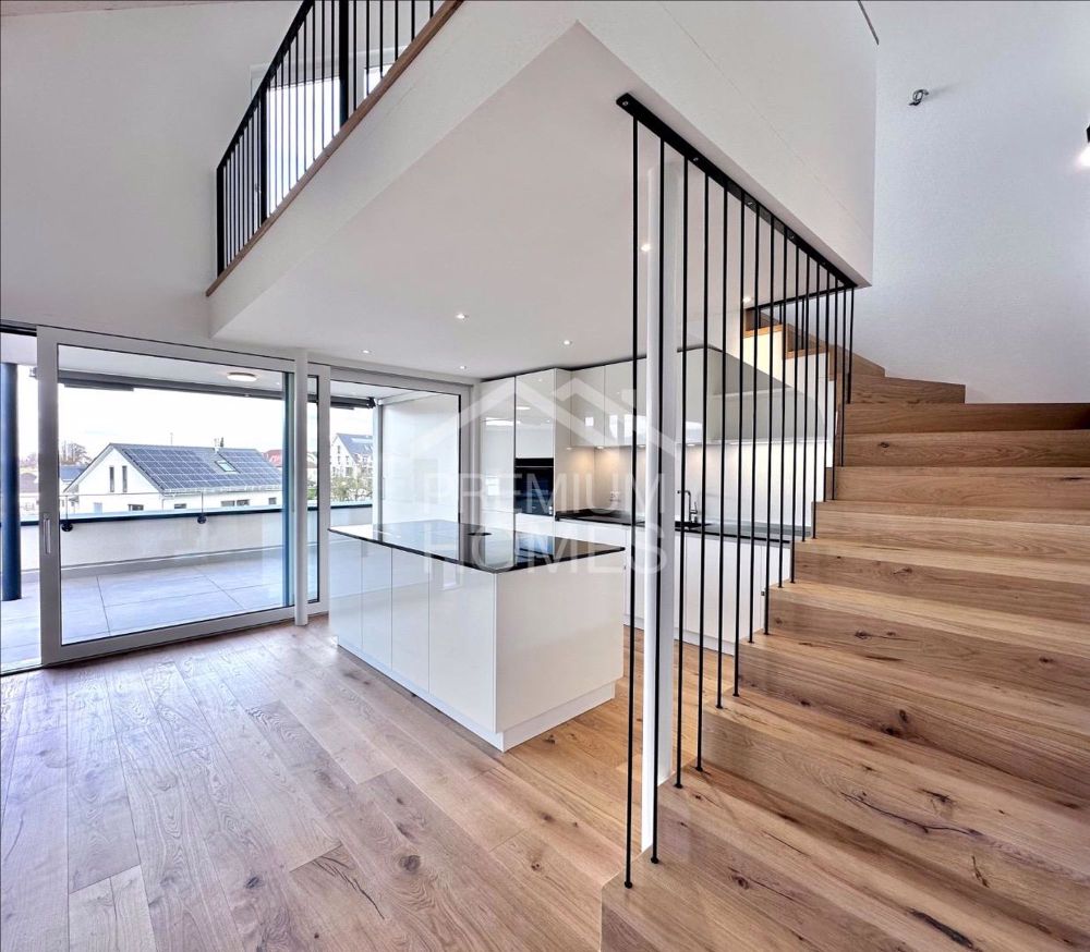 Elegante Dachwohnung mit Galerie - Einzugsbereit! - Bild 1