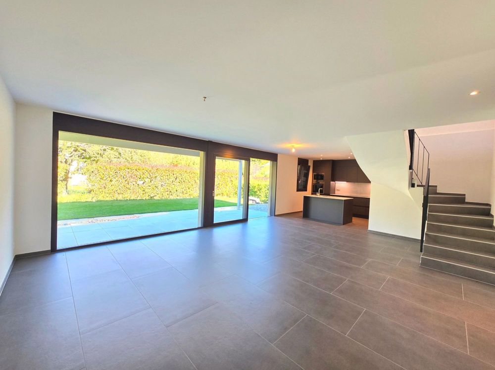 Neue Reihenhaus / 199 m2 und 847 m3 / Martigny / Ref. 10242565 - Bild 1