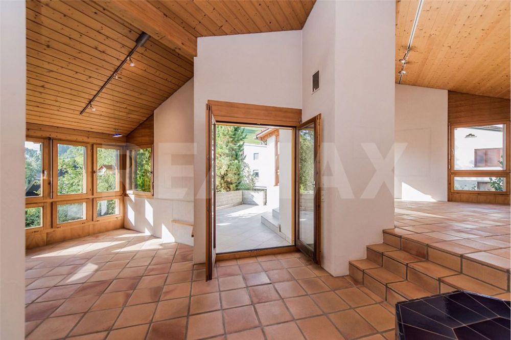 WENIGE SCHRITTE ZUM SEE: SONNIGES 6 ZIMMER HAUS - Bild 3