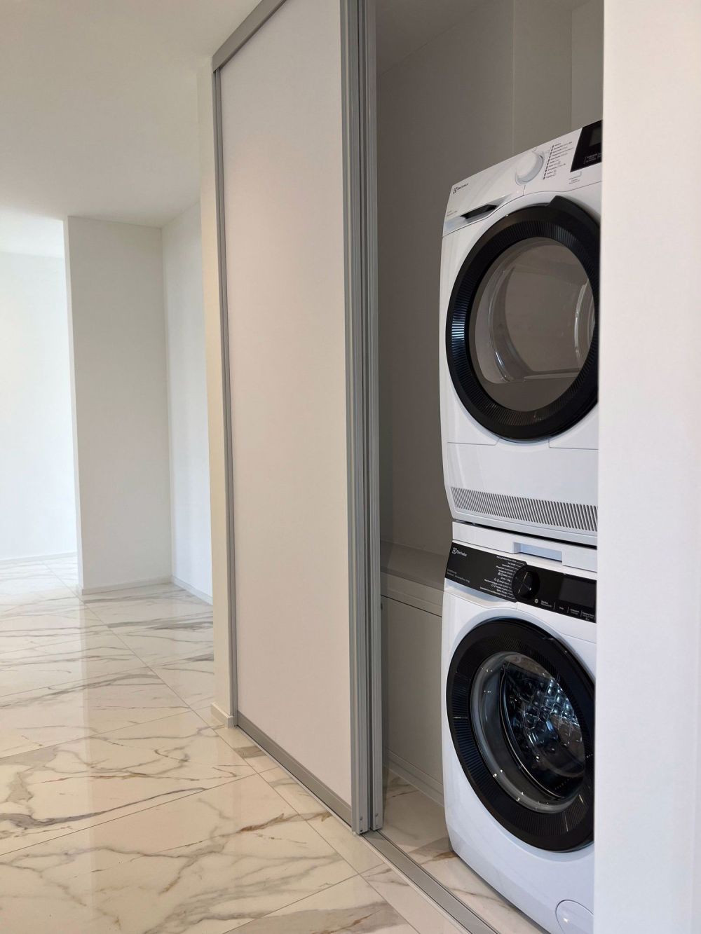 Extravagante Dachwohnung mit Galerie - Bild 8