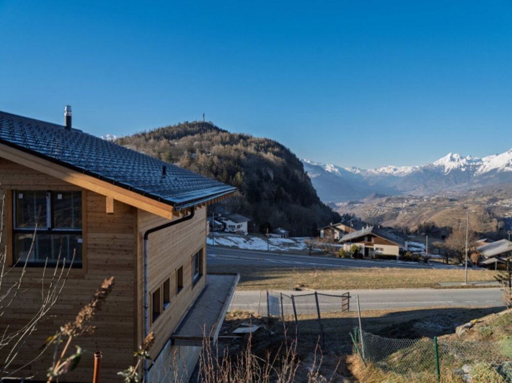 Un havre contemporain face aux Alpes - Chalet neuf 5 chambres à Lens - Bild 7