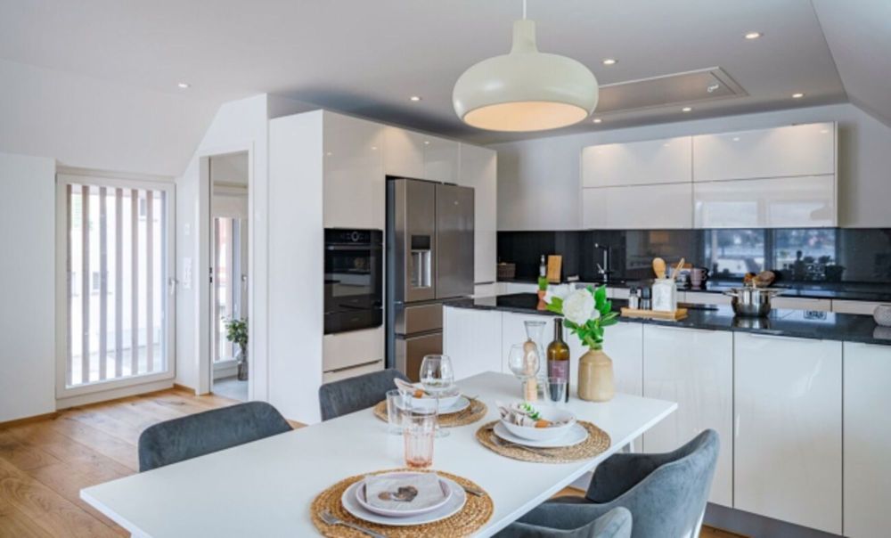 WOHNEN MIT SEEBLICK - EINFAMILIENHAUS MIT CHARME - Bild 4